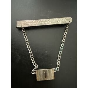 1940s Giant Grip Nobility Hammered Tie Bar E Chain Fob 14k Gold Plate